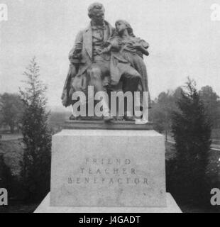 Statue of alice cogswell and thomas hopkins gallaudet Stock Photo - Alamy