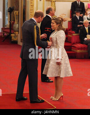 Alison Baum from London is made an OBE (Officer of the Order of the British Empire) by the Duke of Cambridge, during an Investiture ceremony at Buckingham Palace, London. Stock Photo