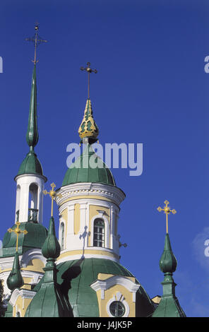 Estonia, Pärnu, St. Catherine's Church, detail, steeples Europe, Nordosteuropa, the Baltic States, Eesti Vabariik, Pernau, port, seaside resort, health resort, city centre, Vee street 16, church, sacred construction, baroque, St. Catherine's Church, Russian-orthodox, faith, religion, architecture, baroque church, towers, roofs green, crosses, structure, historically, in 1764 - in 1768, architect P. Jegorov, client Katharina II, sky, place of interest, summer Stock Photo