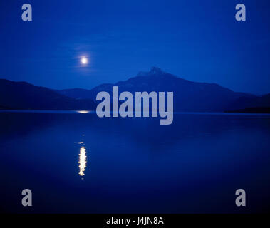 Austria, salt chamber property, lunar lake, mountain Schaf, full moon outside, night, moon, planet, water mirroring, mountain, 1782 m Stock Photo