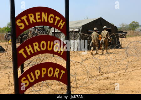 “Strength Through Support” for 70th Brigade Support Battalion, 210th Field Artillery Brigade, 2nd Infantry Division/ROK-US Combined Division posts in front of the tactical operations center at LTA130, South Korea, May 3, 2017. The week long FTX provides Soldiers training opportunities under simulated combat conditions. (U.S. Army photo by Cpl. Michelle U. Blesam, 210th FA Bde PAO) Stock Photo