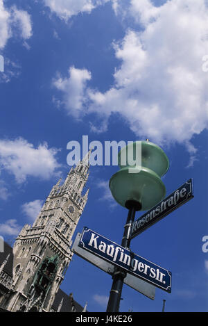 Germany, Bavaria, Munich, Marienplatz, new city hall, detail, tower, street lamp Europe, Upper Bavaria, pedestrian area, church, structure, building, architecture, architectural style, neo-Gothic, in 1867-1908, carillon, place of interest, culture, city hall tower, road signs, signs Stock Photo