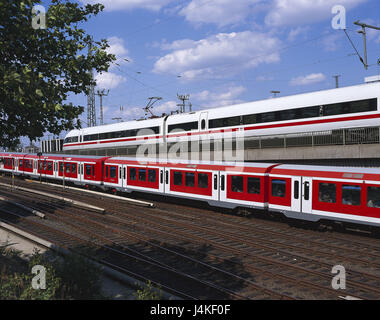 Railway station, trains, detail only editorially! Germany, Hamburg, short-distance traffic, long-distance traffic, traffic, passenger traffic, passenger traffic, means of transportation, publicly, railroad traffic, German Railways, the German railways, intercity express Stock Photo