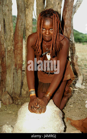 Namibia, Kaokoveld, Himba strain, woman, wedding clothes no model release!  Africa, South-West Africa, half nomad, nomad, nomadic tribe, nomadic tribe,  Himba, Himba woman, approx. 22 years, jewellery, wire jewellery, escargot  house, leaves