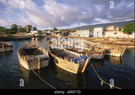 The Comoro Archipelago, island Grand Comore, Moroni, harbour view, fishing boats Africa, island state, Indian ocean, Njazidja, town, townscape, port, harbour, fishing harbour, angling, boats, wooden boots, traditionally, evening light, sky, clouds Stock Photo