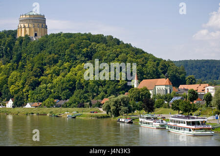 Germany, Bavaria, throaty home, waiver hall, the Danube, excursion boats, Stock Photo