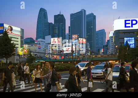Japan, Tokyo, Shinjuku District, Yasukuni Dori, street scene, Stock Photo