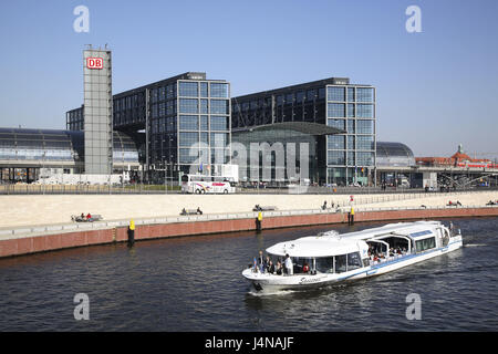 Germany, Berlin, the Spree, excursion boat, central station, Stock Photo