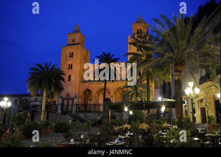 Italy, island Sicily, Cefalu, Piazza Duomo, cathedral, lighting, evening, Stock Photo