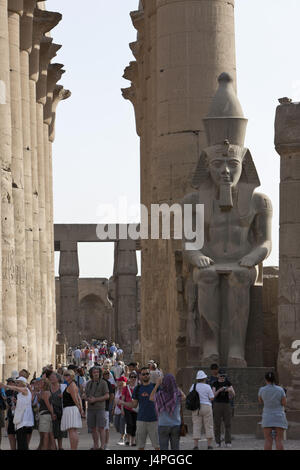 Tourists, pillar court, Luxor temple, Luxor, Egypt, Stock Photo