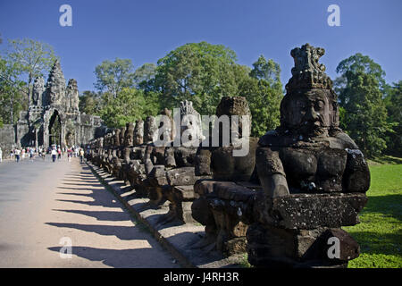 Cambodia, Siem Reap, Angkor Wat, Angkor Tohm temple, south gate, stone characters, guards, Stock Photo