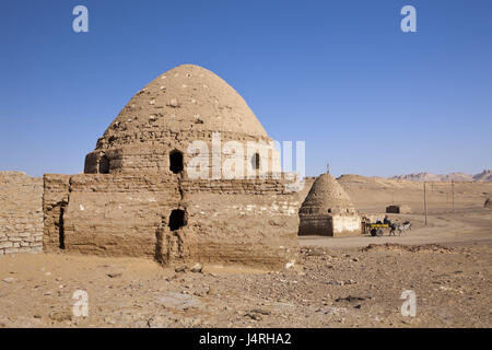 Tomb setting, Al Qasr, Dakhla oasis, Libyan desert, Egypt, Stock Photo