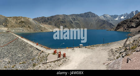 Andes water reservoir lake El Yeso water supply for Santiago de Chile Stock Photo