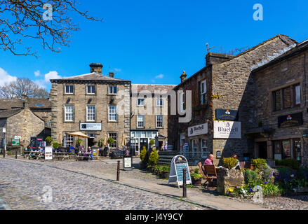 The Square at Grassington, Wharfedale, Yorkshire Dales, Yorkshire ...