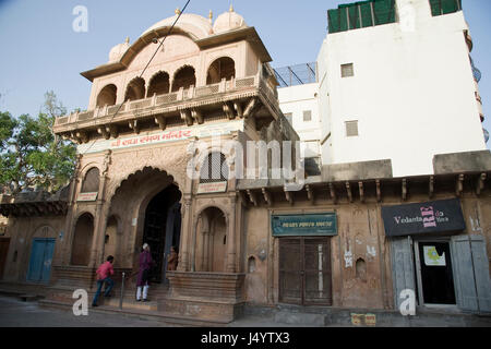 Radha raman mandir, vrindavan, uttar pradesh, india, asia Stock Photo ...