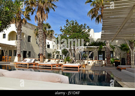 Bellonias villas hotel in Kamari, Santorini, Greece Stock Photo