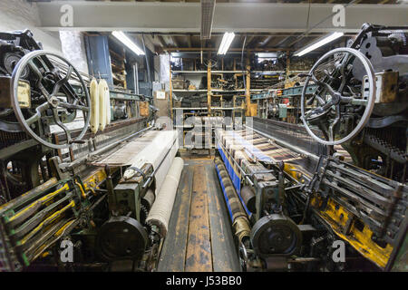 Cotswold Woollen Weavers, Filkins, Oxfordshire, England, UK Stock Photo