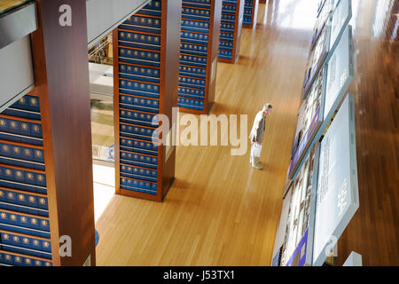 Little Rock Arkansas,William J. Clinton Presidential Library,man men male,120 foot timeline,exhibit exhibition collection archives,government,educatio Stock Photo