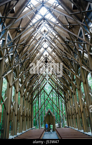 Arkansas Hot Springs,Garvan Woodland Gardens,Anthony Cathedral,chapel,religion,wood,glass,structure,designer Jennings & McKee firm,soaring ceiling,57 Stock Photo