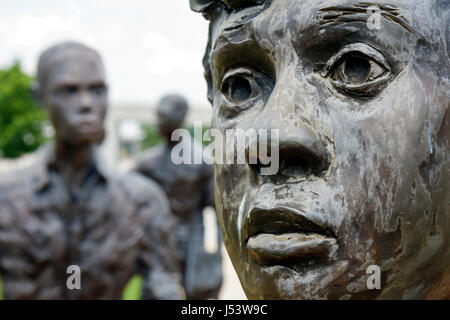 Little Rock Arkansas,Little Rock Nine,Central High School,life size sculpture,1957 desegregation crisis,Black History,African heritage,student student Stock Photo