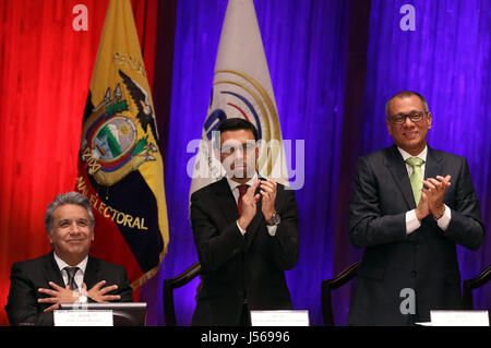 Quito, Ecuador. 16th May, 2017. (L-R) Ecuador's President-elect Lenin Moreno, President of the National Electoral Council (CNE) Juan Pablo Pozo and Vice President-elect Jorge Glas attend a ceremony in Quito, capital of Ecuador, May 16, 2017. The CNE on Tuesday presented the credentials of the elected president and vice president to Lenin Moreno and Jorge Glas respectively. They are due to take office on May 24. Credit: ANDES/Xinhua/Alamy Live News Stock Photo