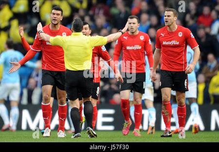 CAULKER SWARBRICK MEDEL MUTCH MANCHESTER CITY V MANCHESTER CITY V CARDIFF CITY ETIHAD STADIUM MANCHESTER ENGLAND 18 January 20 Stock Photo