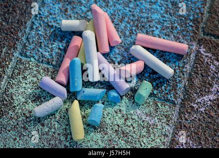 Crayon on a street in Sehnde (Germany), 30 April 2017. | usage worldwide Stock Photo