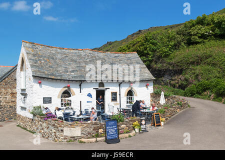 a cafe by the harbour in boscastle, cornwall, england, uk, Stock Photo