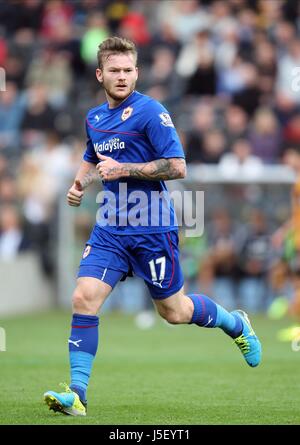 ARON GUNNARSSON CARDIFF CITY FC KC STADIUM HULL ENGLAND 14 September 2013 Stock Photo