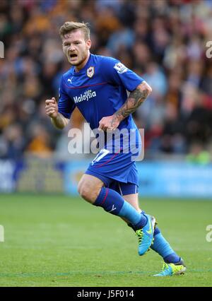 ARON GUNNARSSON CARDIFF CITY FC CARDIFF CITY FC KC STADIUM HULL ENGLAND 14 September 2013 Stock Photo