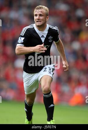 LUKE SHAW SOUTHAMPTON FC SOUTHAMPTON FC ANFIELD LIVERPOOL ENGLAND 21 September 2013 Stock Photo