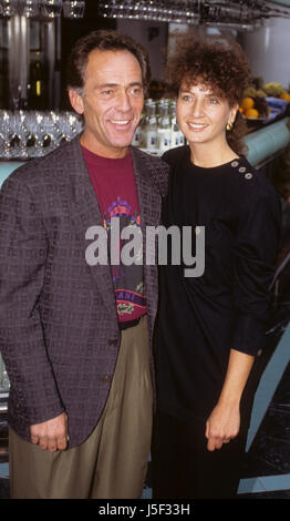 BRUCE WEITZ American actor in Hill Street blues Television serial Police Drama 1989 here with wife Vivian during a visit in Stockholm Stock Photo