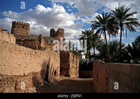 Mud brick architecture in Mudabrib, Oman Stock Photo