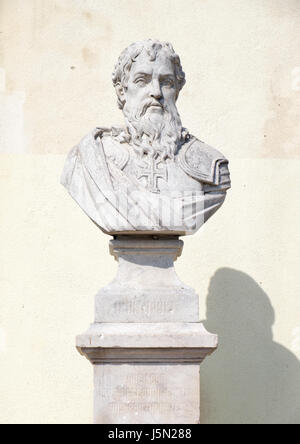 Bust of Infante D. Henrique of Portugal (Henry the Navigator), the initiator of Age of Discoveries, in the San Pedro de Alcantara Garden. Lisbon. Port Stock Photo