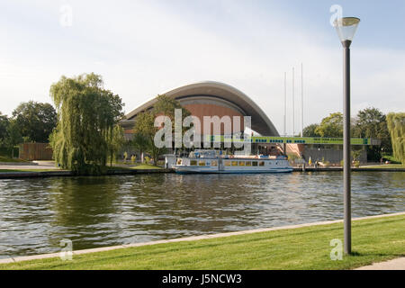 Arc In Berlin arc exposition berlin event facade style of construction architecture ...
