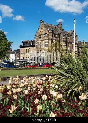 Bettys Cafe Tea Rooms at 1 Parliament Street in Harrogate North Yorkshire England Stock Photo