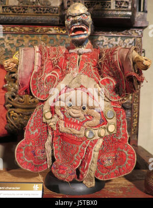 'Violent Character', hand puppet from Quanzhou, Fujian Province, l9th ...