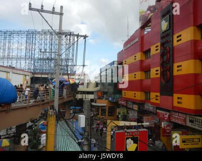 0016  EDSA Taft Avenue MRT Station LRT Footbridge Pasay City  16 Stock Photo