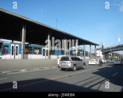 0362 EDSA Taft Avenue MRT Station Tramo Flyover Aurora Boulevard Pasay City  07 Stock Photo