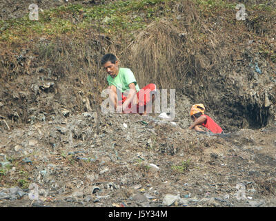 0402 Barangay 128 Smokey Mountain Marcos Road Radial Road 29 Tondo, Manila Stock Photo