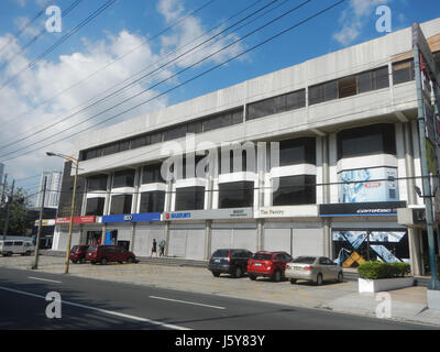 03543 Magallanes San Lorenzo Chino Roces Avenue Bangkal Box Culvert Makati City  18 Stock Photo