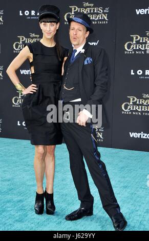 Los Angeles, CA, USA. 18th May, 2017. at arrivals for PIRATES OF THE CARIBBEAN: DEAD MEN TELL NO TALES Premiere, The Dolby Theatre at Hollywood and Highland Center, Los Angeles, CA May 18, 2017. Credit: Elizabeth Goodenough/Everett Collection/Alamy Live News Stock Photo