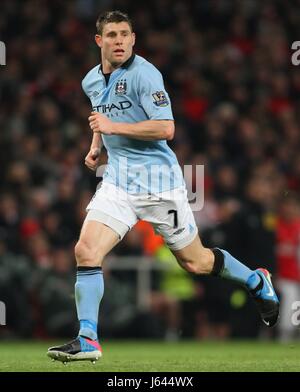 JAMES MILNER MANCHESTER CITY FC MANCHESTER CITY FC ETIHAD STADIUM ...