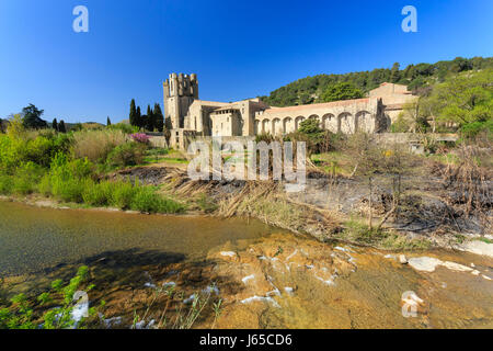 France, Aude, Lagrasse, labelled Les Plus Beaux Villages de France (The Most beautiful Villages of France), Lagrasse Abbey and Orbieu river Stock Photo