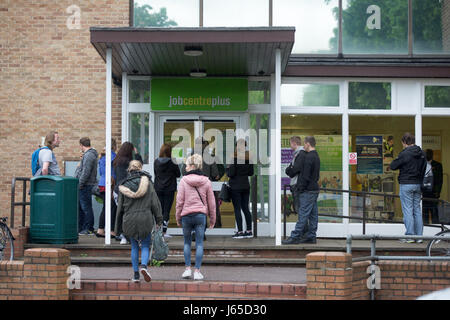 Job Centre in Cambridge on Wednesday May 17th.Today it was announced  the UK unemployment rate has fallen to 4.6%, its lowest in 42 years.   The UK unemployment rate has fallen to 4.6%, its lowest in 42 years, as inflation outstrips wage growth, official figures show. The number of people unemployed fell by 53,000 to 1.54 million in the three months to March, said the Office for National Statistics (ONS). Average weekly earnings excluding bonuses increased by 2.1%. On Tuesday, figures showed inflation hit 2.7% in April, up from 2.3%, its highest since September 2013. The jobless rate has not b Stock Photo