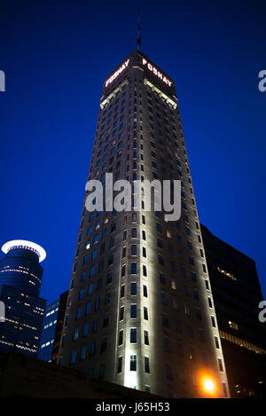 Foshay Tower at night in Downtown Minneapolis, Hennepin County, Minnesota, USA Stock Photo