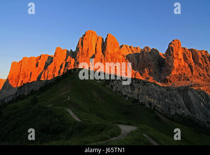 mountains alps south tyrol evening light alpenglow sparse stinted mountain Stock Photo