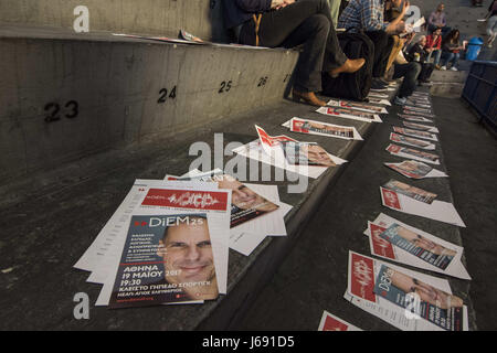 Athens, Greece. 19th May, 2017. Renowned Greek economist, academic and former Minister of Finance Yanis Varoufakis presents in Athens the DiEM25 movement Credit: Nikolas Georgiou/ZUMA Wire/Alamy Live News Stock Photo