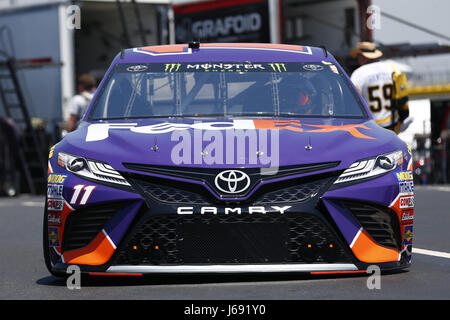 Concord, NC, USA. 19th May, 2017. May 19, 2017 - Concord, NC, USA: Denny Hamlin (11) heads out to practice for the Monster Energy NASCAR All-Star Race at Charlotte Motor Speedway in Concord, NC. Credit: Justin R. Noe Asp Inc/ASP/ZUMA Wire/Alamy Live News Stock Photo
