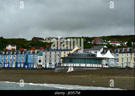 Aberystwyth Wales Uk, Saturday 20 May 2017 UK Weather: Dark clouds and showers of rain dominate the day Aberystwyth on the Cardigan Bay coast, West Wales photo Credit: keith morris/Alamy Live News Stock Photo